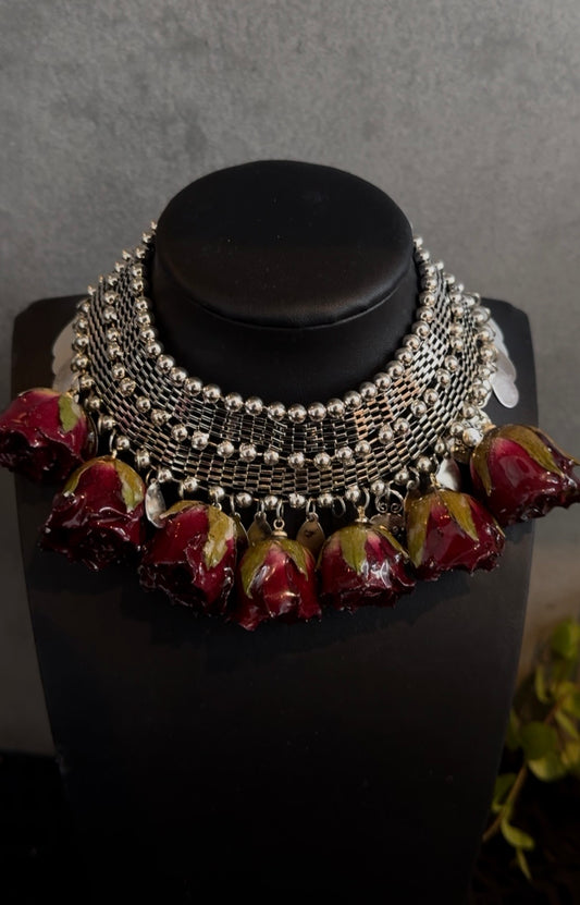 Natural Roses neckace