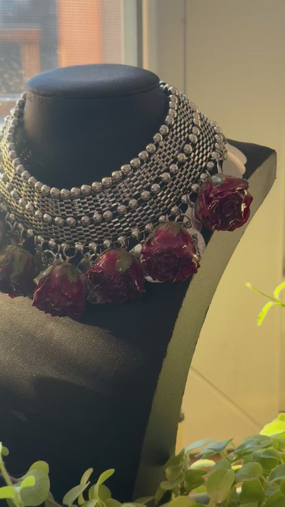 Natural Roses neckace